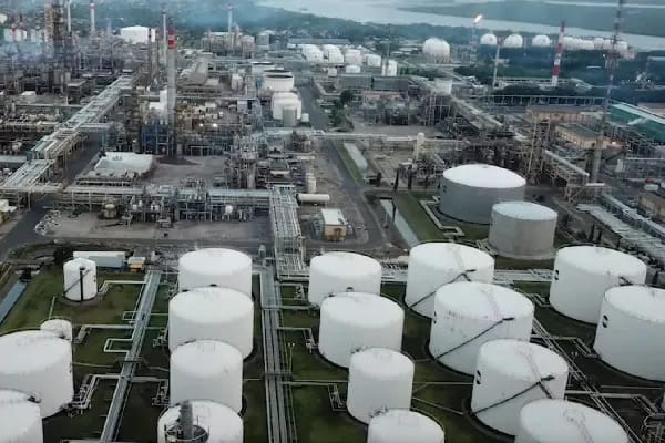 Indonesia Bangun Kilang Minyak Raksasa! Kilang Minyak Raksasa, Kilang Minyak 500.000 Barel Per Hari, Kilang Minyak untuk Ketahanan Energi Nasional!