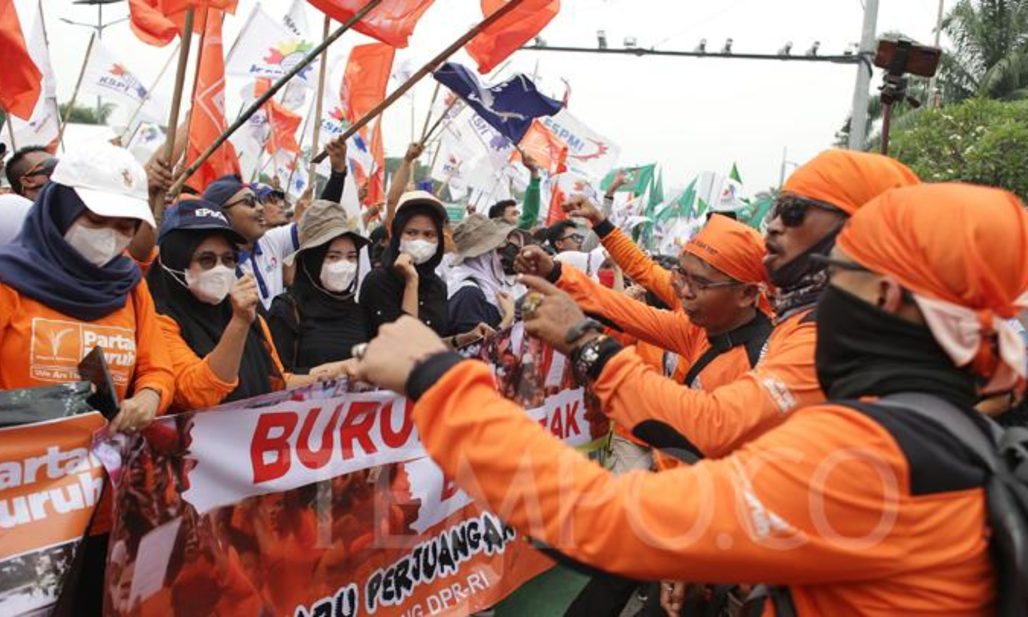 Ricuh Demo Hari Buruh di DPR: 13 Provokator Anarko Diamankan