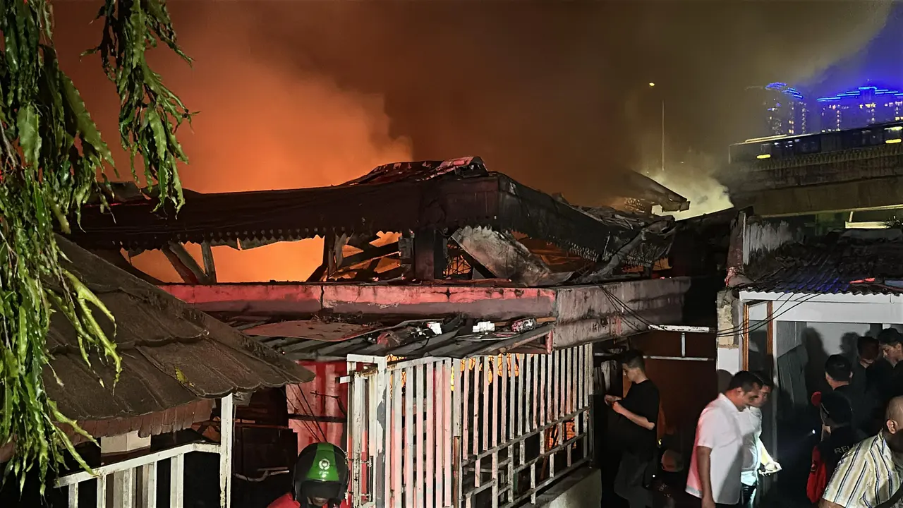 500 Kios Ludes! Fakta Lengkap Kebakaran Pasar Taman Puring 28 Juli 2025