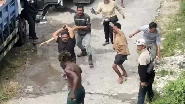 5 Fakta Baru Kasus WN AS Siram Solar dan Bawa Parang Pukul Pekerja Proyek di Bali