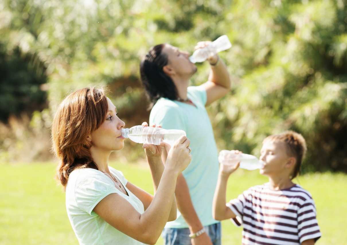 Mengapa Air Minum Bebas BPA Penting untuk Keluarga? Ini 3 Alasannya