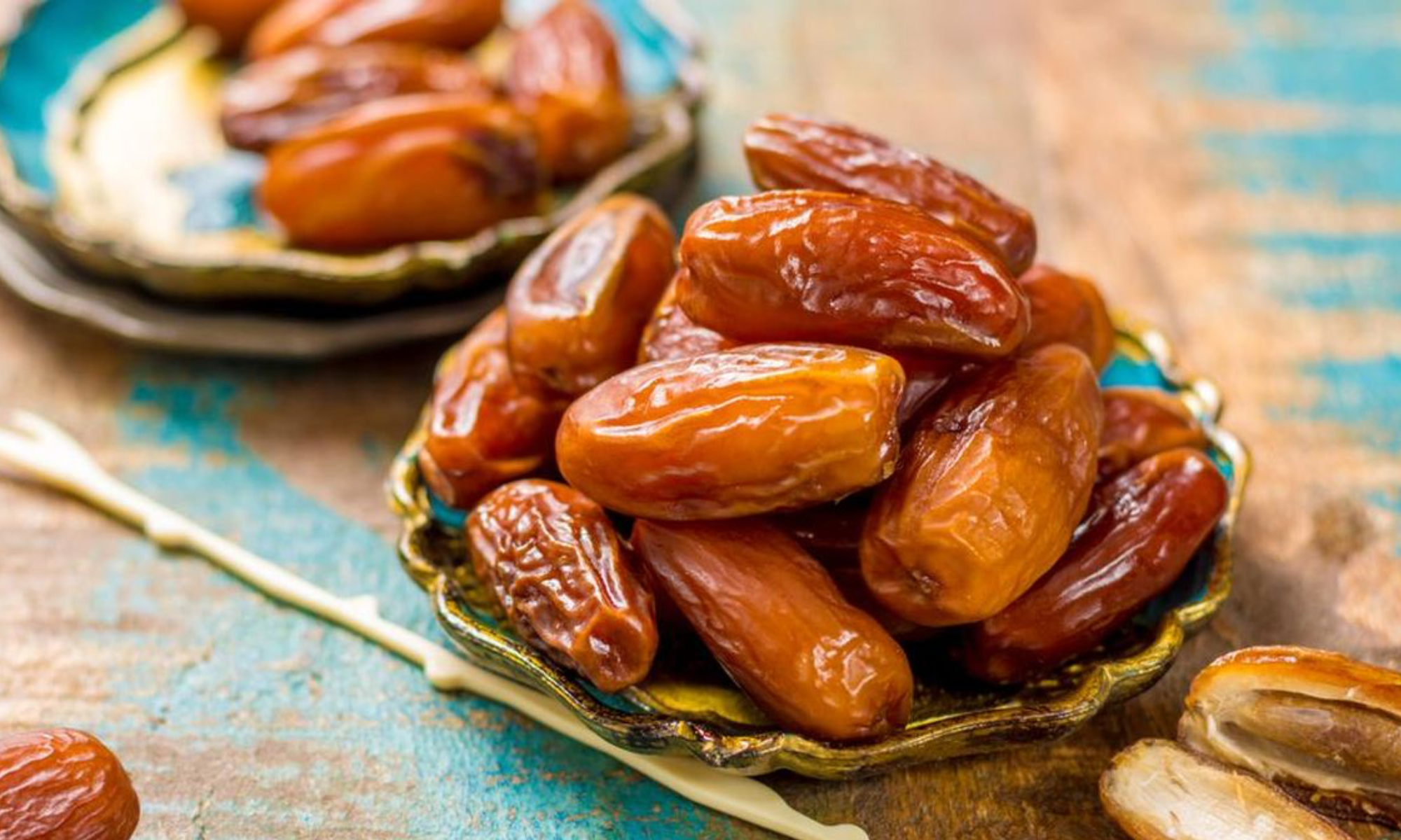 5 Alasan Ilmiah Kenapa Makan Kurma di Bulan Ramadan Itu Baik
