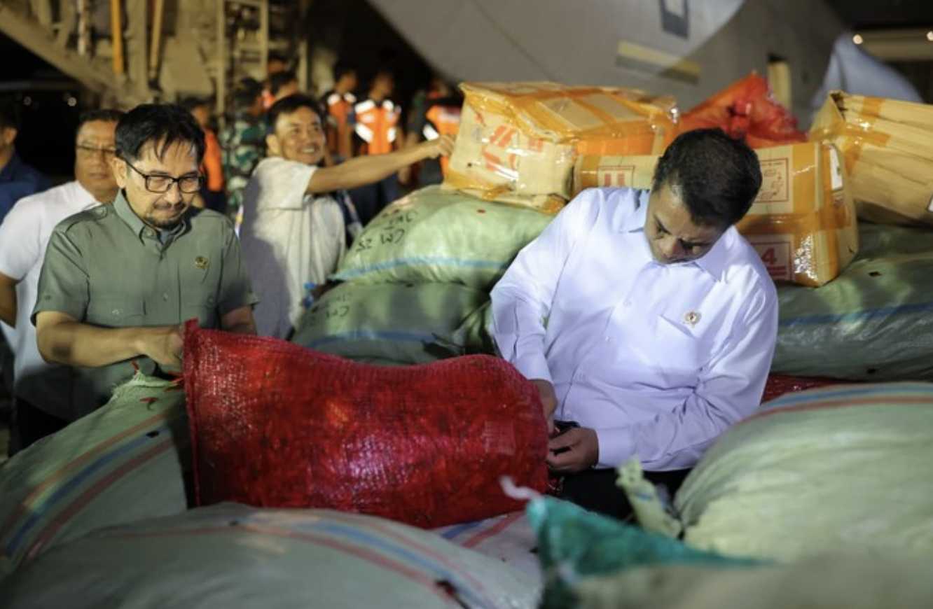 Serap 40 Ton Cabai Aceh, Mentan Andi Amran Gunakan Hercules Negara untuk Angkut Hasil Tani ke Jakarta