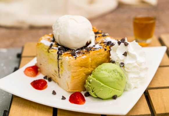 Dia es di Usia 20-an: Ketika "Dessert" Menjadi Musuh dalam Selimut