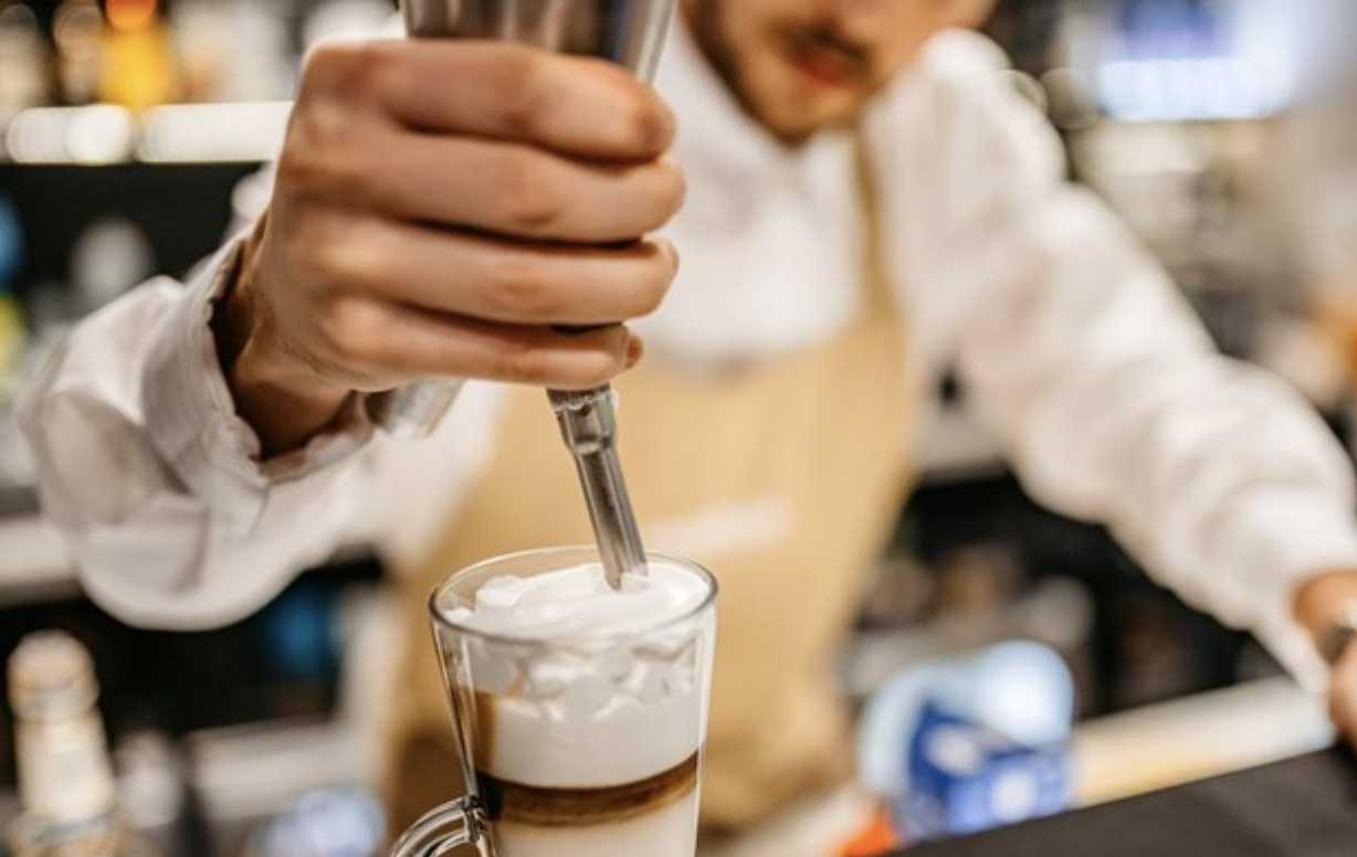 Bahaya Mabuk Whip Pink, Profesor Farmasi Ungkap Risiko pada Saraf