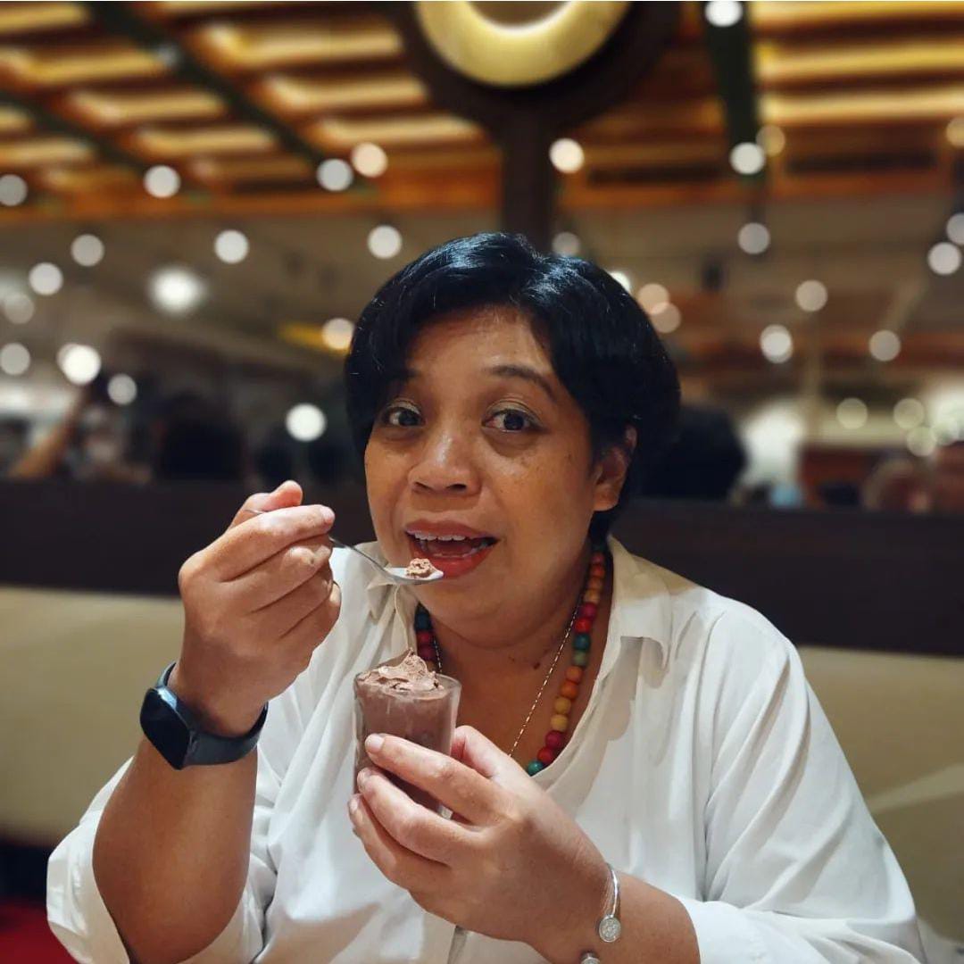 Mengenal Lebih Dekat Ibu Rika Triyani: Pendongeng yang Menginspirasi