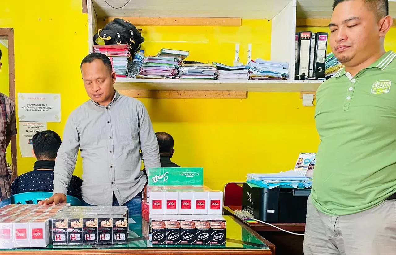Pengedar Rokok Tanpa Cukai di Kerinci Ditangkap
