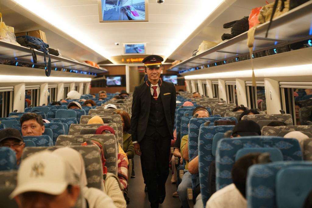 Penumpang Whoosh Naik 33 Persen Selama Libur Nataru