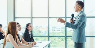 Apakah Belajar Public Speaking Itu Penting?