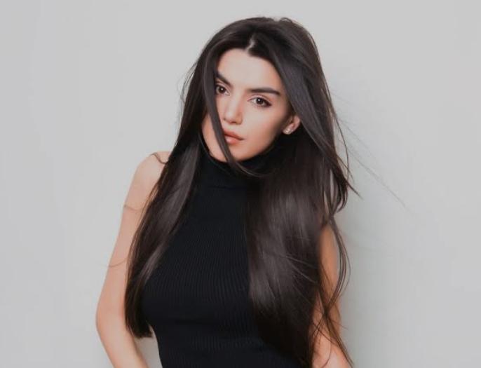 10 Trik Terbaik untuk Menjaga Rambut Anda Berkilau Sepanjang Hari