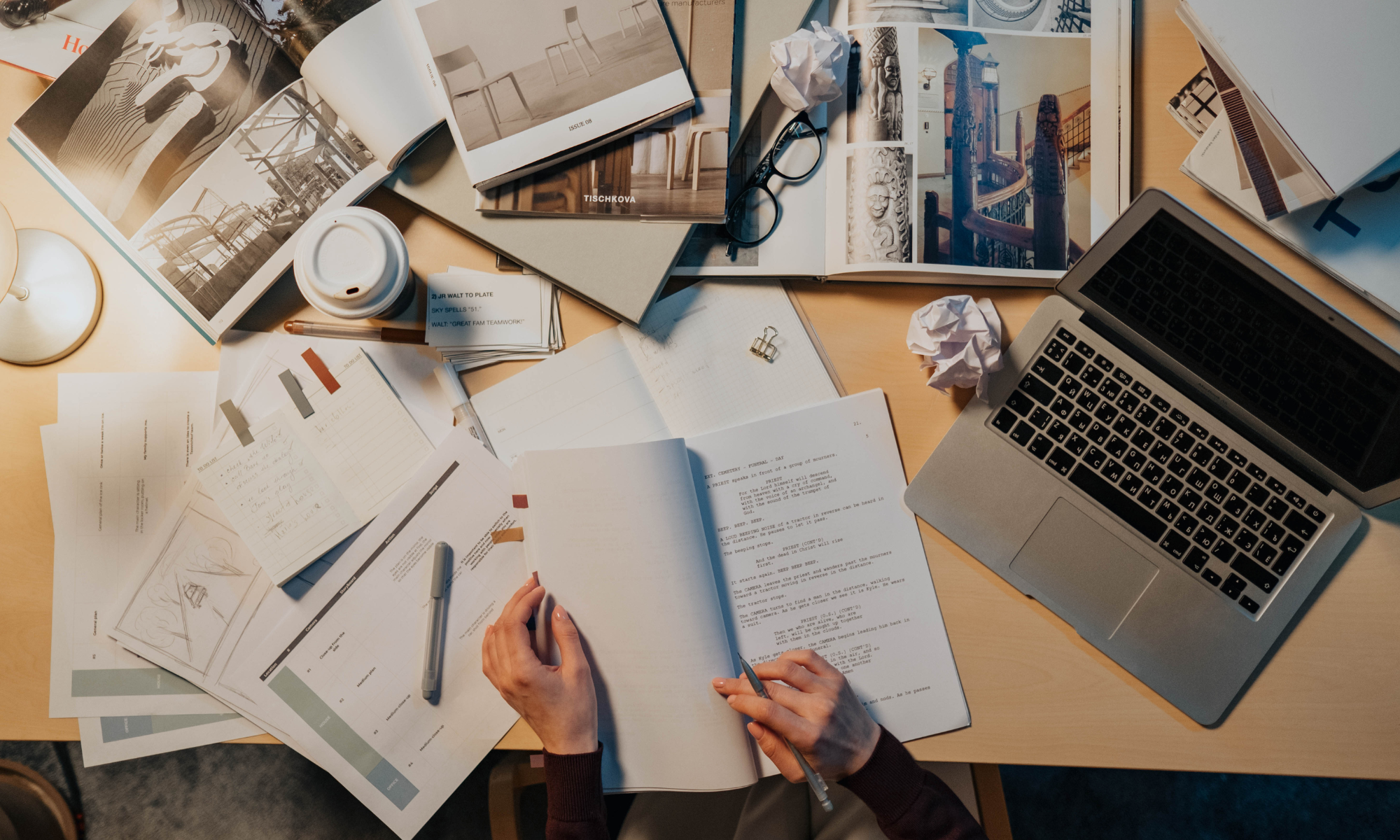 Peran Editor dalam Penerbitan Buku