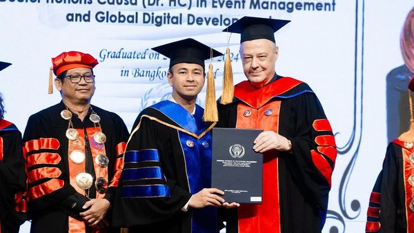 Gelar Doktor Honoris Causa Raffi Ahmad! Mengenal Apa itu Doktor Honoris Causa?