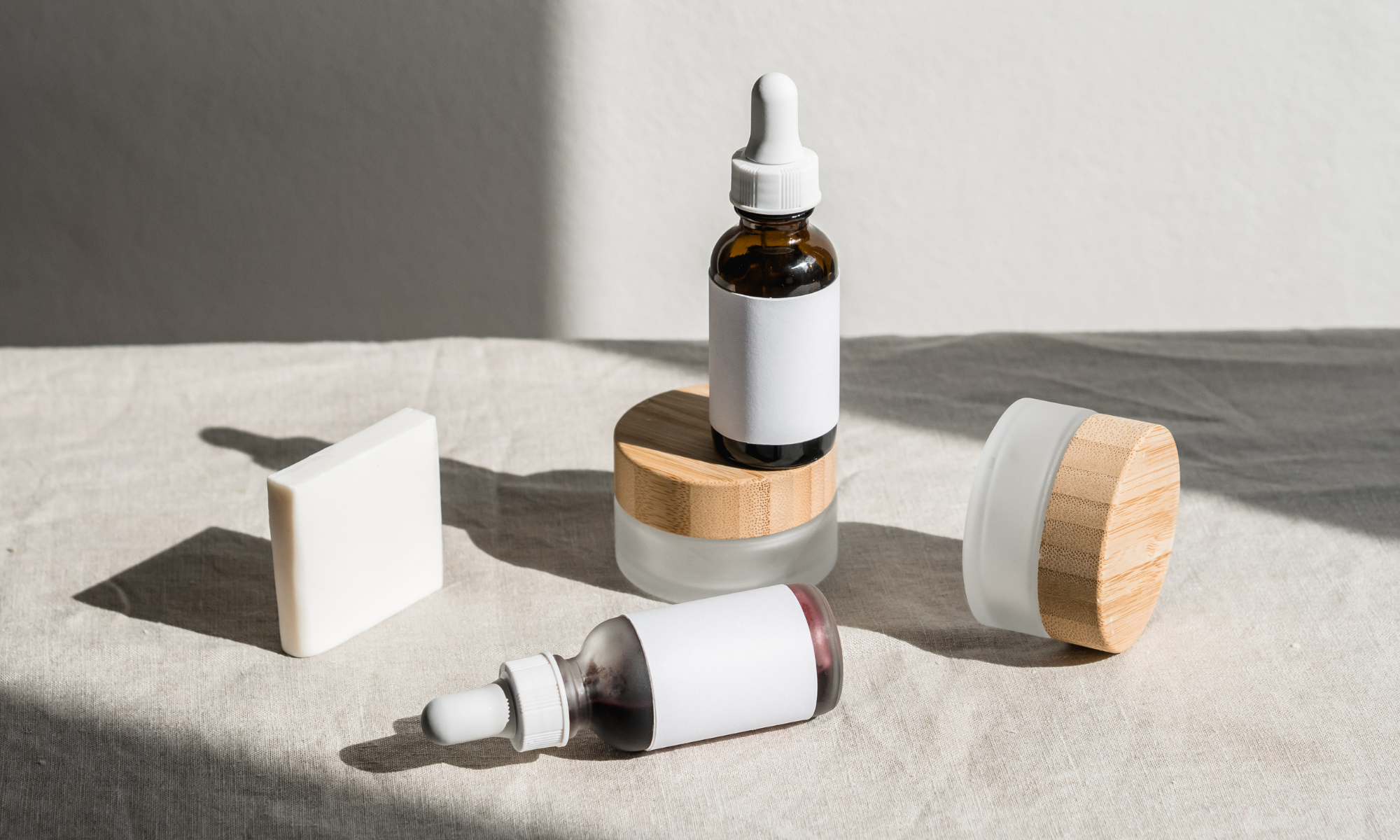 5 Cara Efektif Mengurangi Sampah Kemasan Skincare dan Menjaga Lingkungan