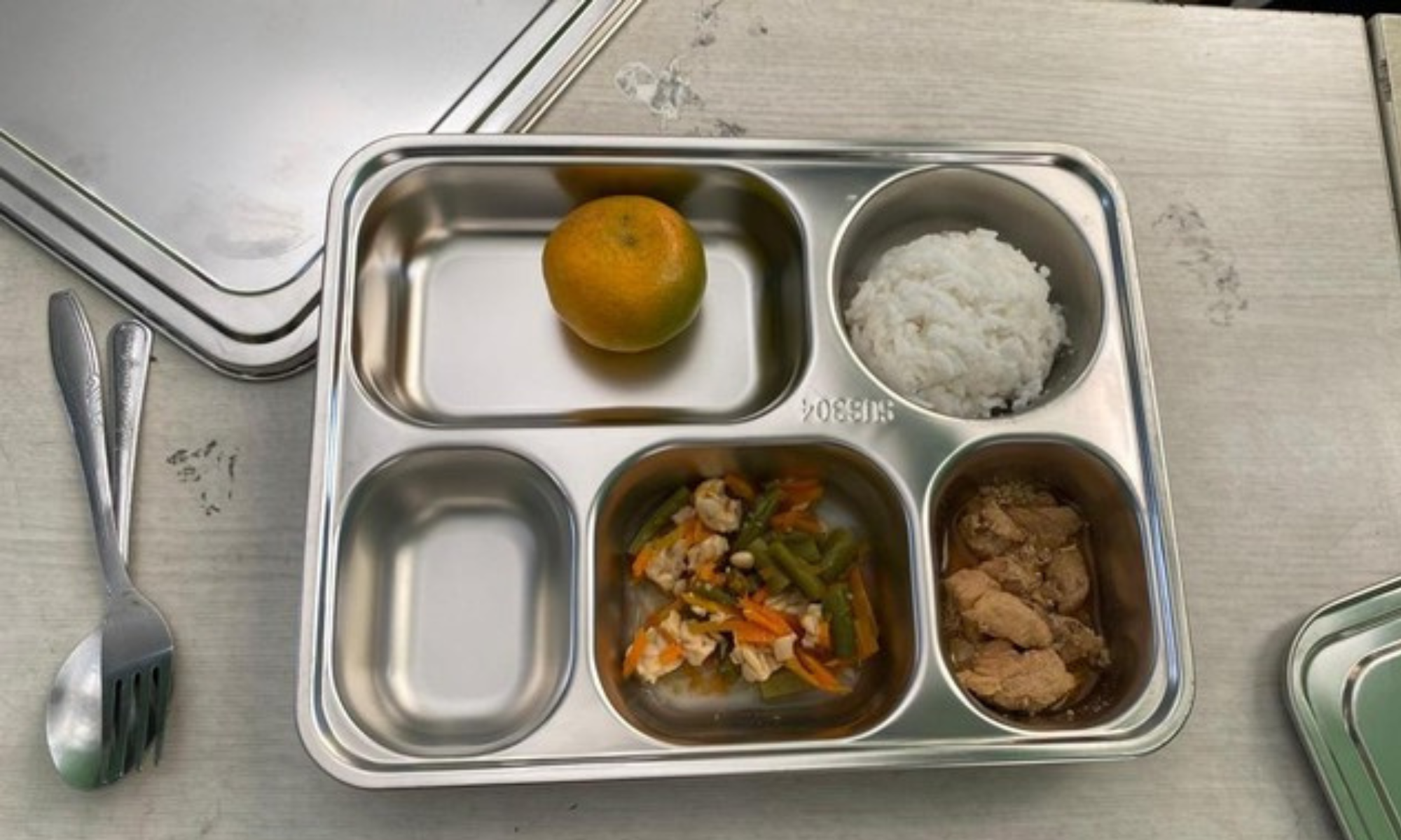 Tak Semua Dapat Susu: Fakta di Balik Program Makan Bergizi Gratis