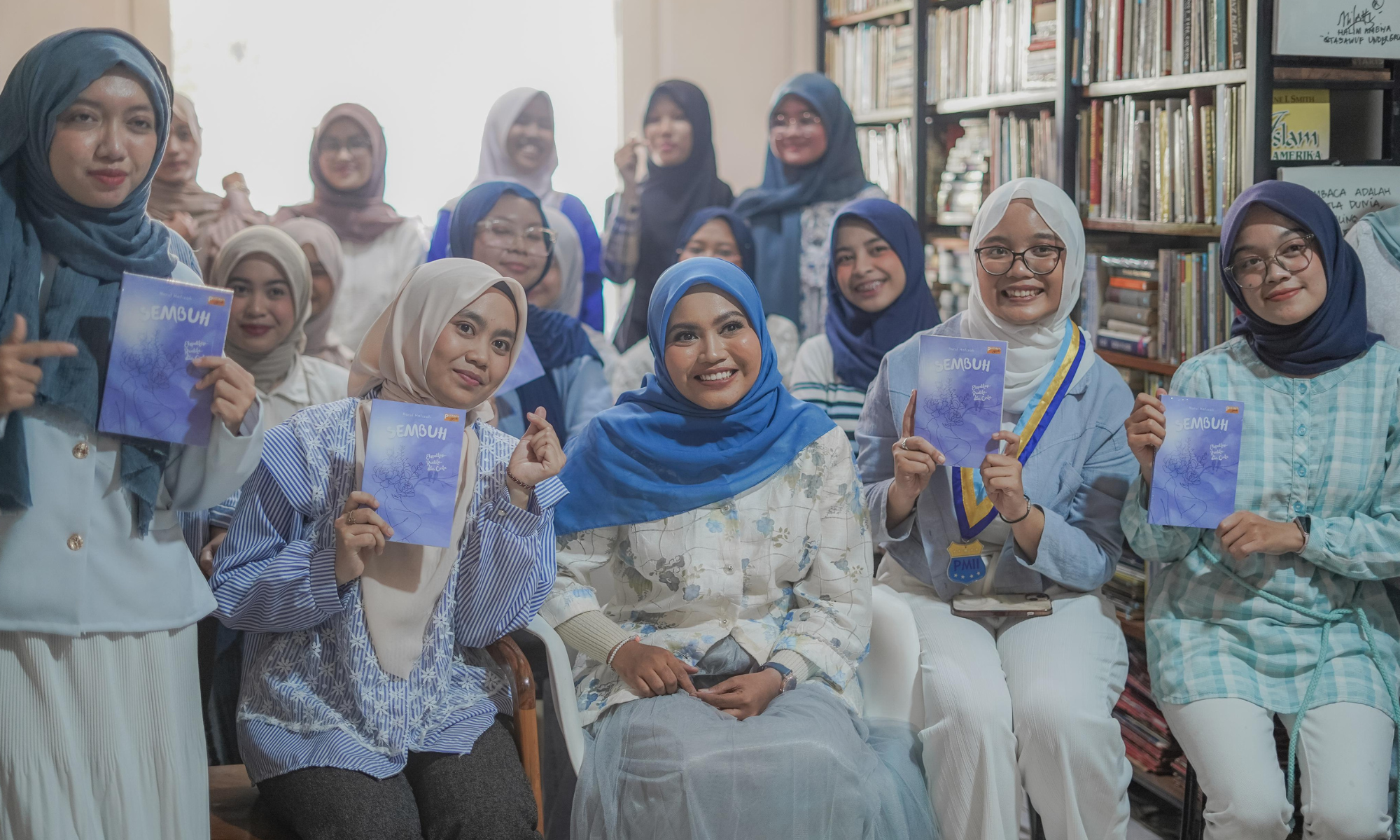 Launching Buku "Sembuh" Karya Nurul Hafizah, Temani Pejuang Luka untuk Menyembuhkan Diri