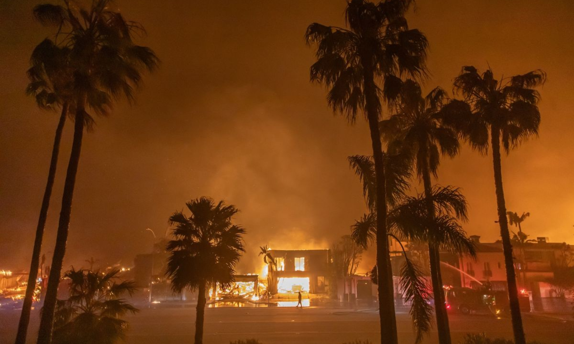 Angin Santa Ana: Anomali Iklim Kebakaran Musim Dingin di Los Angeles