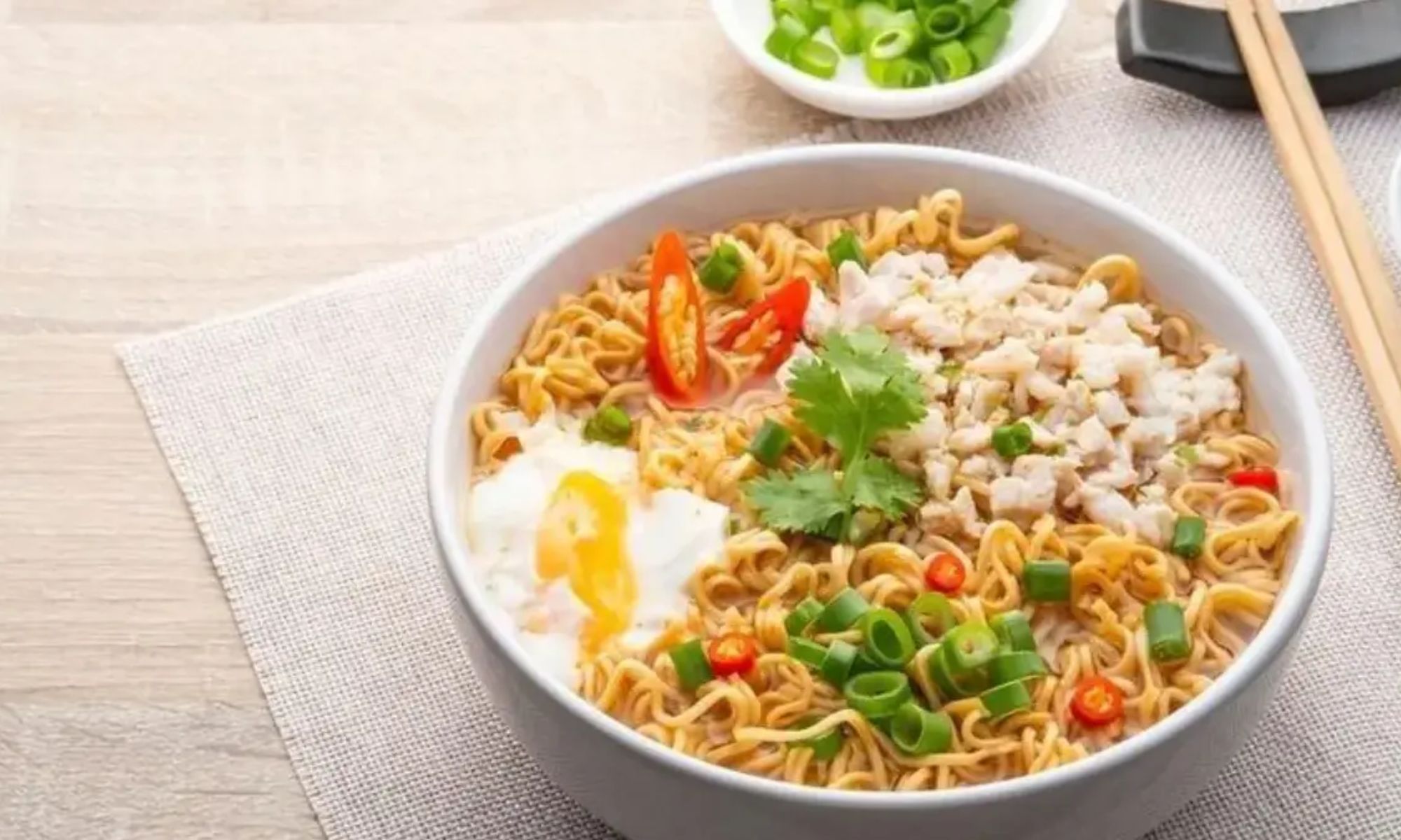 Jangan Asal Tambah Topping: Ini 3 Bahan yang Tak Cocok Dipadukan dengan Mi Instan