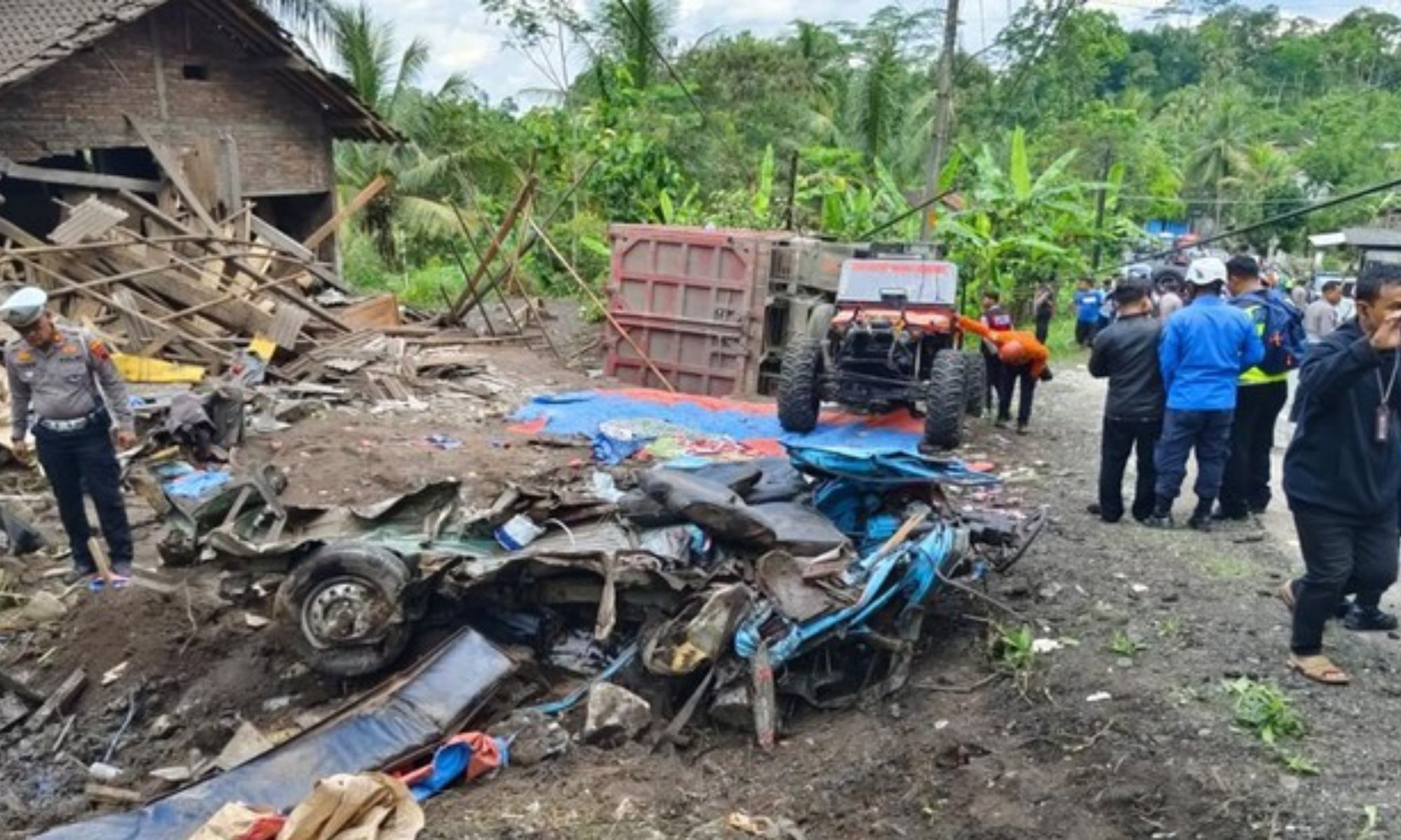 Duka Menggantung di Langit Magelang: 11 Guru SD Gugur dalam Perjalanan Wisata di Purworejo