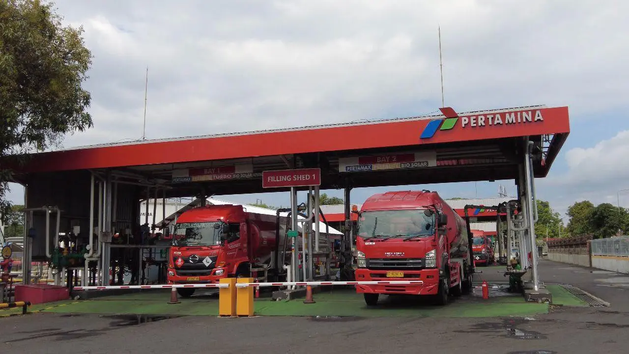 79 Mobil Tangki Dikerahkan! Pertamina Atasi Kelangkaan BBM Akibat Jalur Gumitir Ditutup