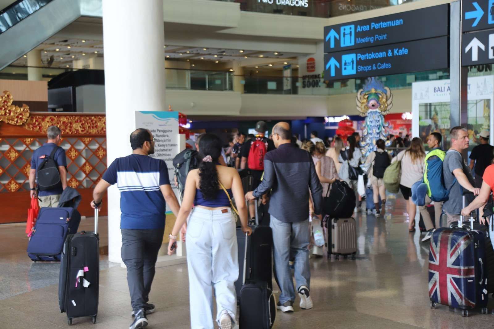 Erupsi Gunung Lewotobi Reda, 18 Penerbangan di Bandara Ngurah Rai Kembali Beroperasi, Keren!