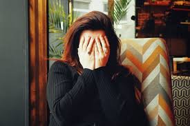 Stop Insecure! 10 Cara Meningkatkan Percaya Diri Tanpa Ribet