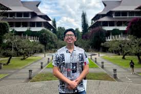 Mengenal Lebih Dekat David Wijaya: Apoteker, Influencer, dan Penggerak Edukasi