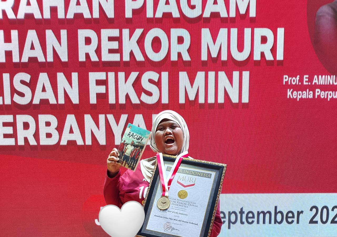 Wow! Indonesia Raih Rekor MURI Menulis 10.000 Fiksi Mini