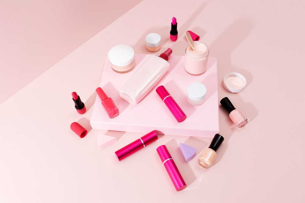 Termasuk Daviena Skincare, BPOM Rilis 26 Kosmetik Berbahaya dan Risiko Ginjal Hingga Janin