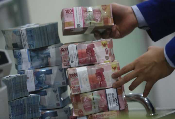 Rupiah Bisa ke Rp15 Ribu, Menkeu Sebut Bukan Hal Sulit
