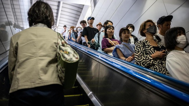 Kota Nagoya Jepang Larang Warganya Berjalan di Eskalator