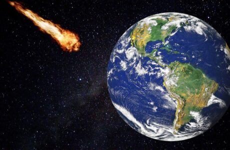 Komet Raksasa Dikabarkan Meledak dan OTW Mendekati Bumi