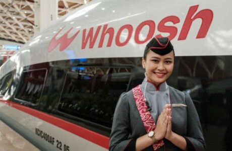 Ultah ke-8 KCIC, Kereta Cepat Whoosh Diskon 50%