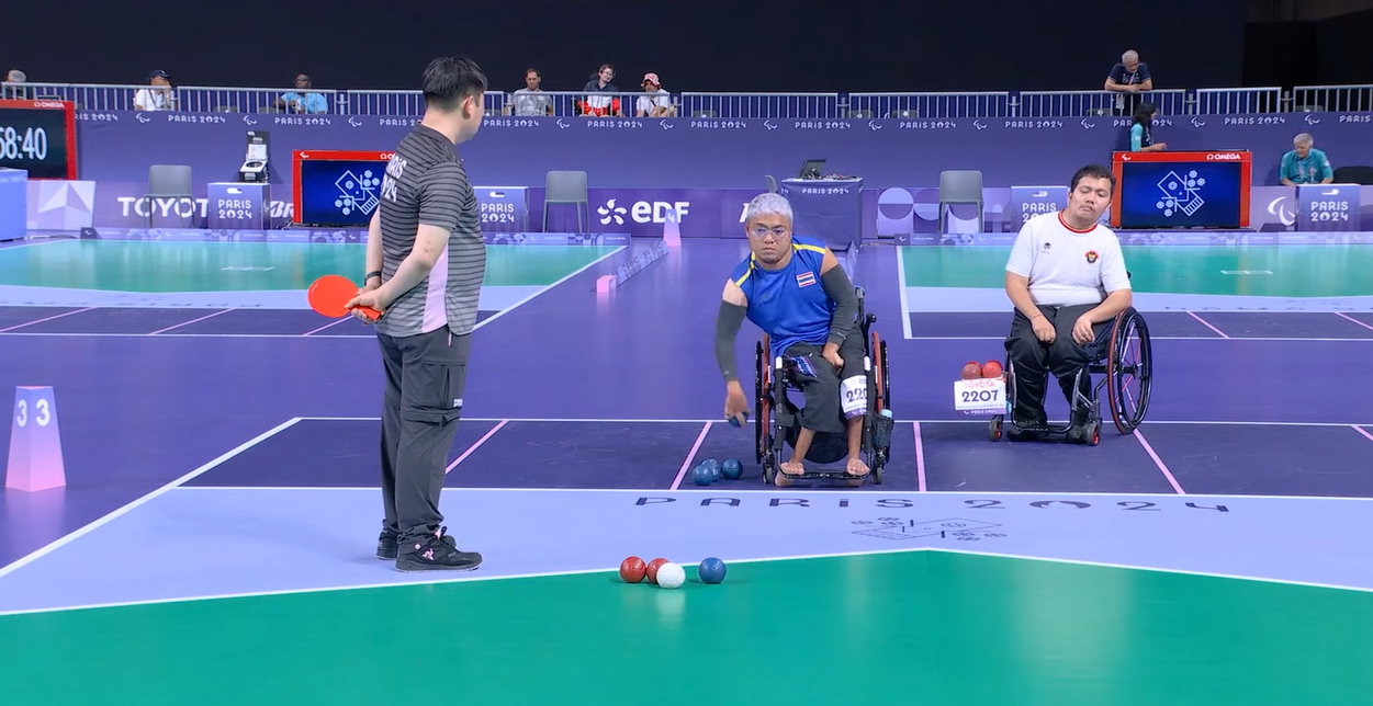 atlet boccia Indonesia di Paralimpiade Paris 2024