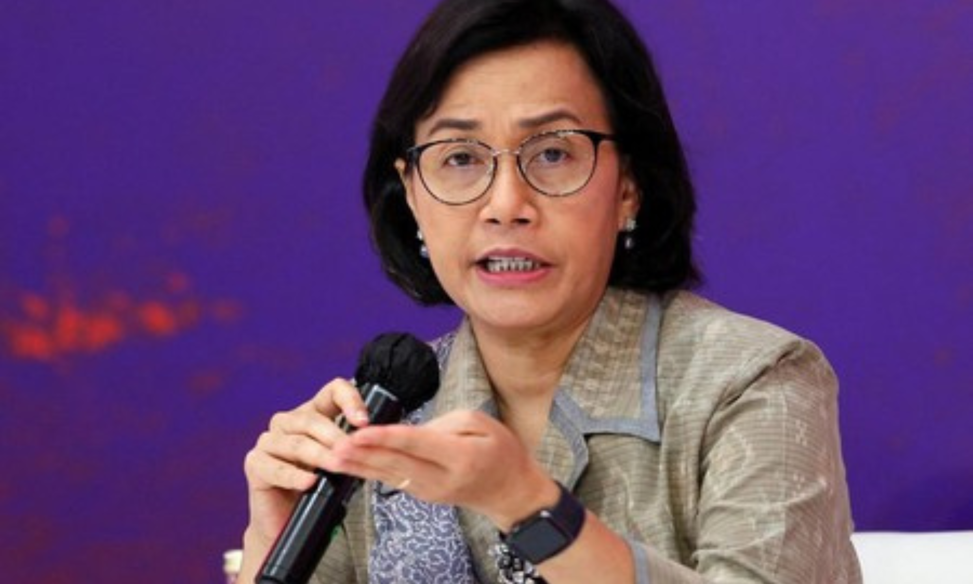 Sri Mulyani Instruksikan Pemangkasan Anggaran Perjalanan Dinas, Penghematan 50% untuk Efisiensi APBN 2024