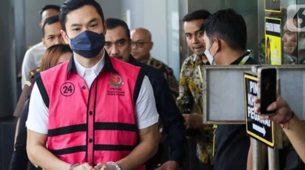 Harvey Moeis Menangis di Sidang Tipikor: Papa Bukan Koruptor, Tuhan dan Waktu Akan Membuktikan