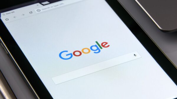 Pangsa Pasar Google Turun di Bawah 90%, Apa Penyebabnya?