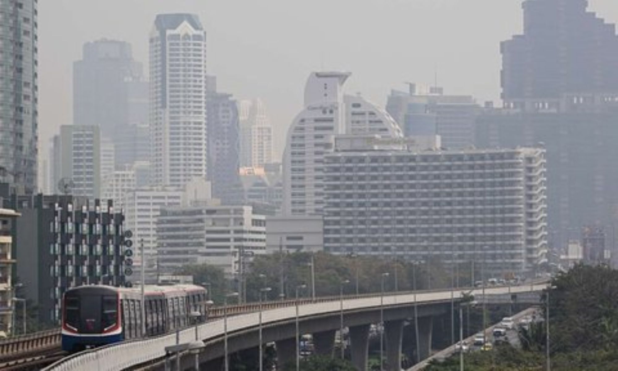 Krisis Polusi Udara di Bangkok: Lebih dari 350 Sekolah Ditutup, Warga Diimbau WFH