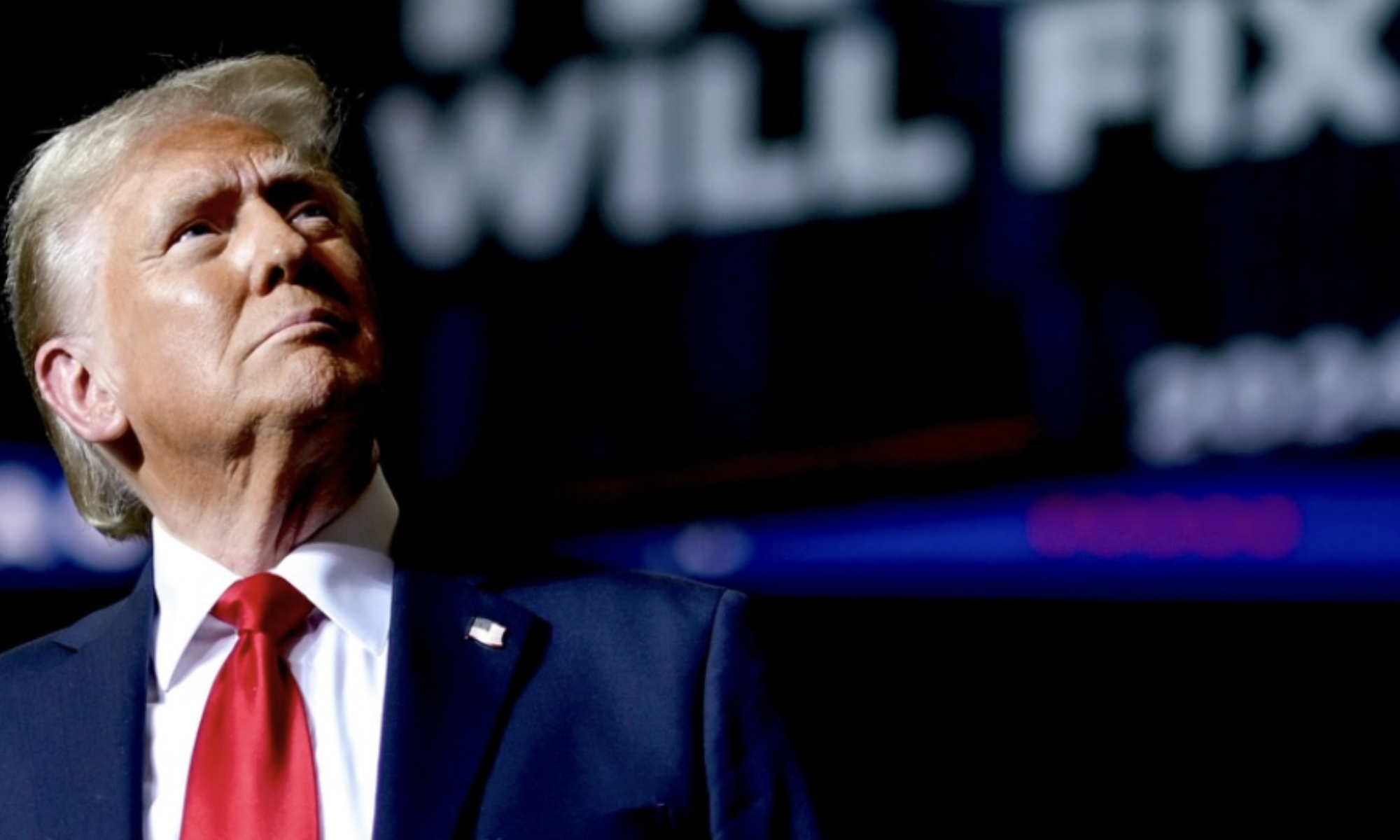 Trump Bebaskan Top 3 Smartphone & Chip dari Tarif Impor China, Industri Teknologi AS Langsung “Nafas Lega