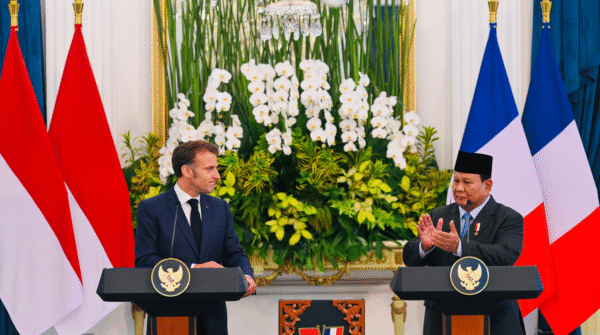 7 Fakta Menarik Kunjungan Presiden Macron ke Borobudur Bersama Prabowo