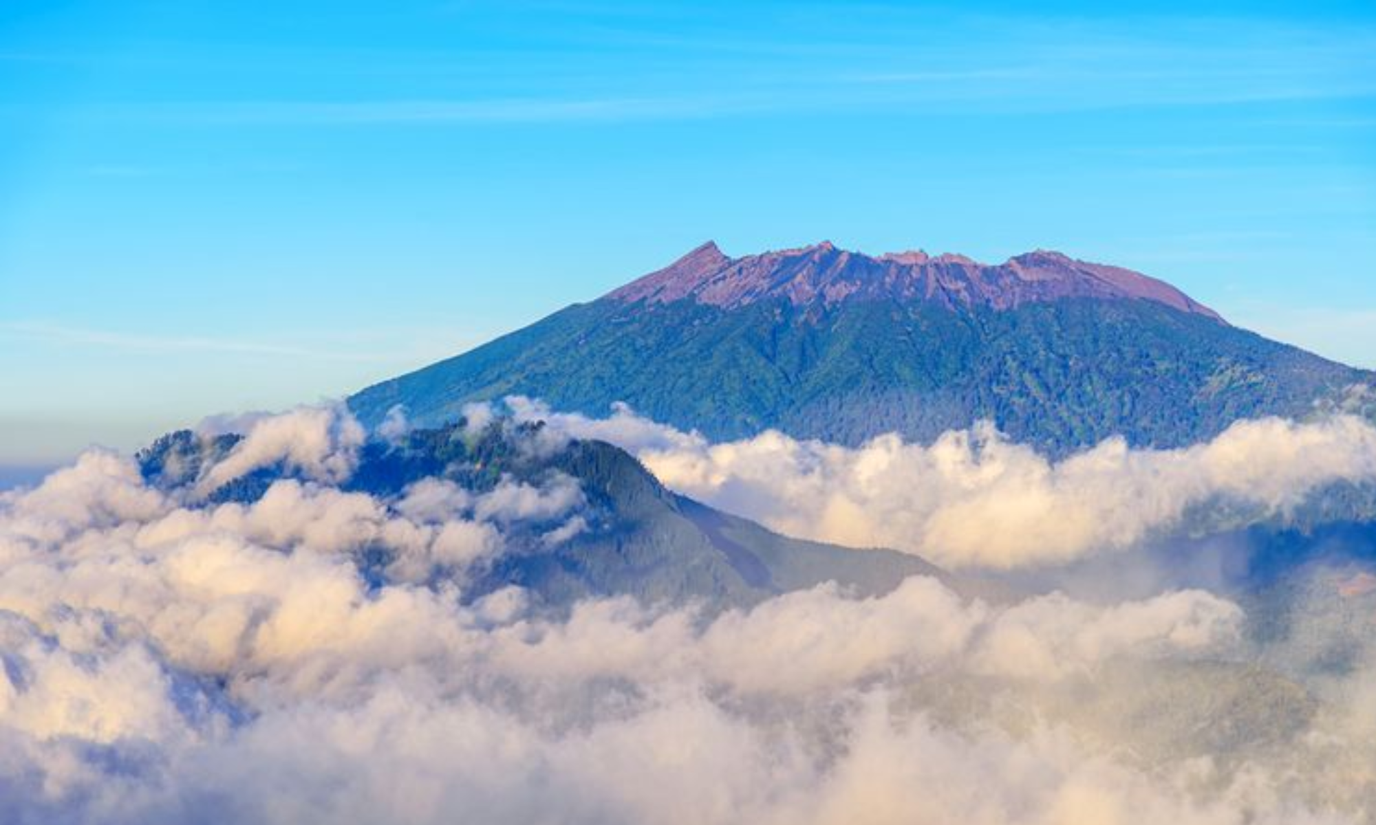 Gunung Raung Erupsi 7 Kali Sejak 12 Juni