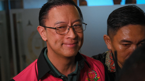 Heboh! Tom Lembong Ketahuan Bawa iPad & MacBook ke Sel, Ini Pembelaannya Kasus Impor Gula Rugikan Negara Rp578 Miliar