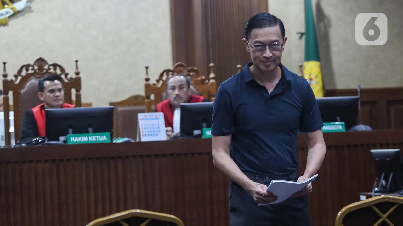 Hakim Vonis 4,5 Tahun Penjara untuk Tom Lembong