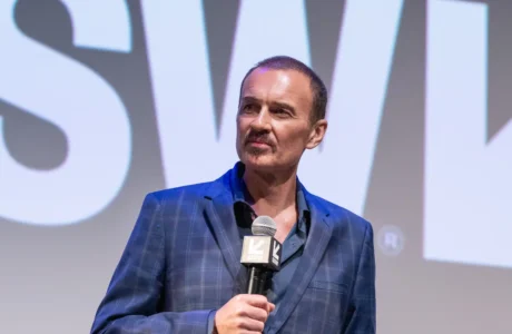 Julian McMahon