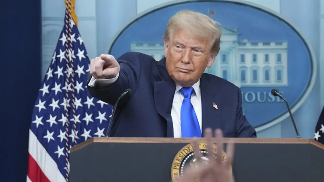 Donalt Trump Menaikkan tarif ke RI