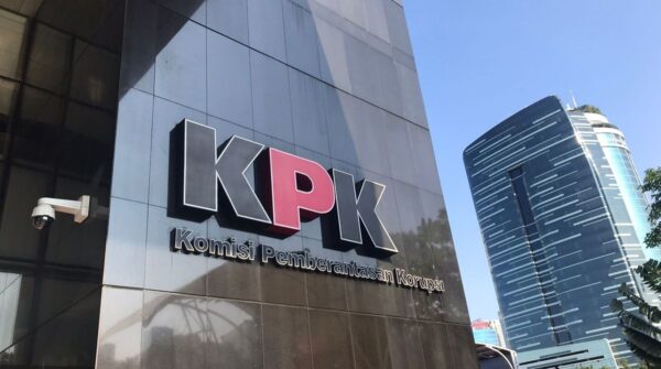KPK menyita aset tersangka duga korupsi tenaga kerja asing