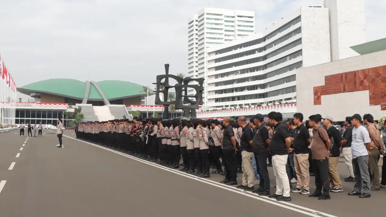 1.145 Polisi Kawal Demo Mahasiswa 21 Agustus 2025, Warga Diminta Hindari DPR
