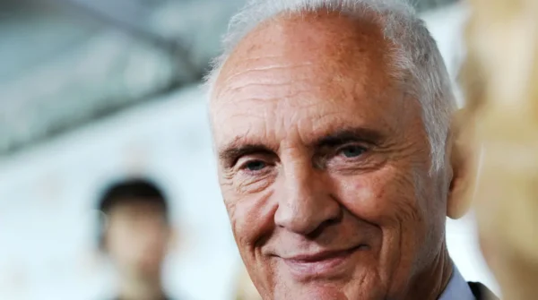 Terence Stamp meninggal dunia