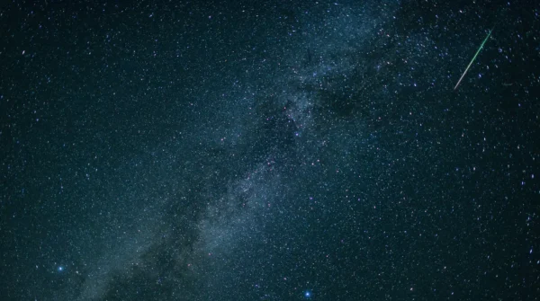 5 Fakta Menakjubkan Hujan Meteor Perseid 12-13 Agustus 2025