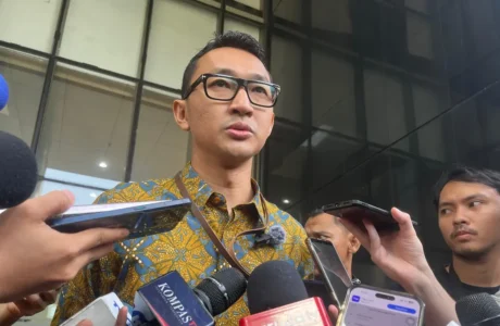 KPK Bisa Periksa Istri Ridwan Kamil di Kasus BJB