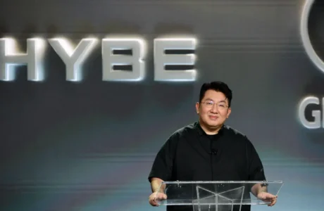 Bang Si Hyuk Diduga Raup Rp2 Triliun Lewat Trading Saham HYBE